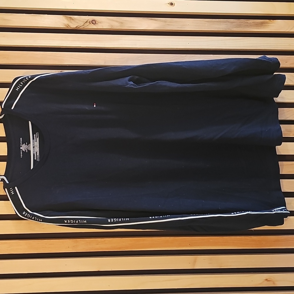 Tommy Hilfiger Men's Navy Long Sleeve Sweater
